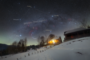 Maximum meteorického roje Geminid nad Spišským hradem. Foto: Petr Horálek/FÚ v Opavě.